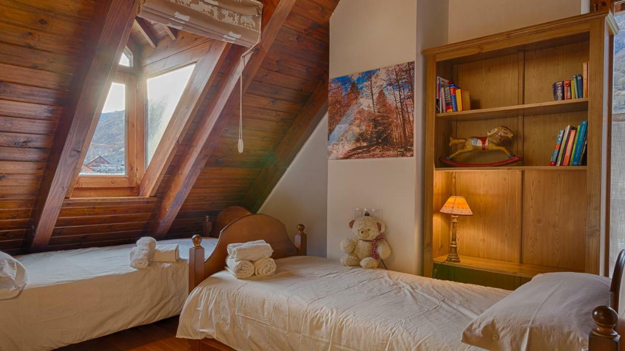 Saplan Real Estate Cuma * Les
